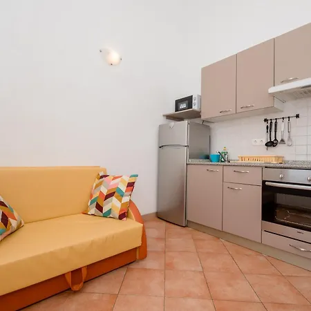 Apartman Casa Surya - With Sea View And Swimming Pool
