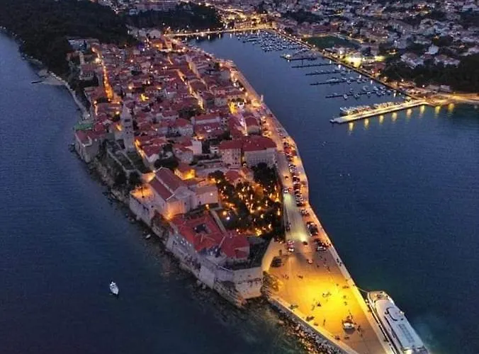 Casa Surya - With Sea View And Swimming Pool Διαμέρισμα *