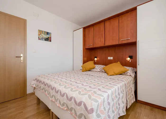 Casa Surya - With Sea View And Swimming Pool Διαμέρισμα