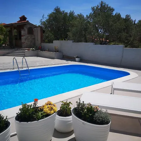 Casa Surya - With Sea View And Swimming Pool Apartment Barbat na Rabu