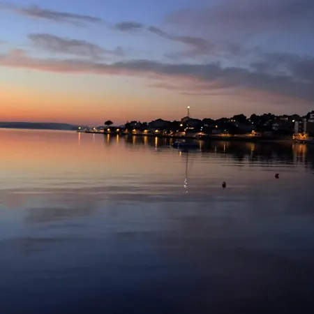 Casa Surya - With Sea View And Swimming Pool