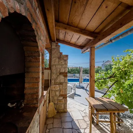 Casa Surya - With Sea View And Swimming Pool