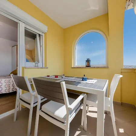 Casa Surya - With Sea View And Swimming Pool Apartamento *