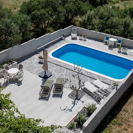 Casa Surya - With Sea View And Swimming Pool