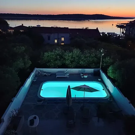 Casa Surya - With Sea View And Swimming Pool *